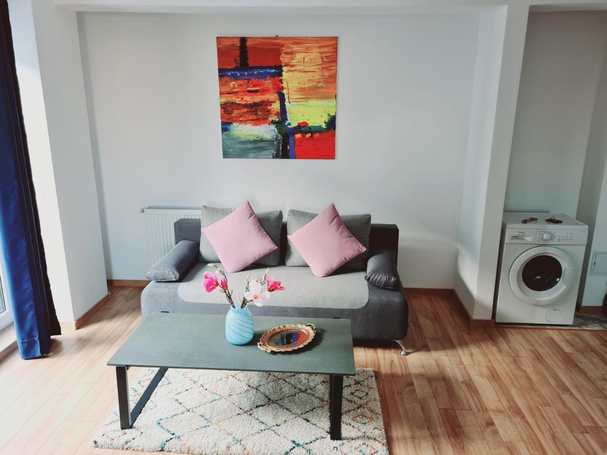 Ultracentral 5* Boutique Hotel Style Apartment. Brand New. 2 Rooms. Spacious. Free Parking كلوج-نابوكا المظهر الخارجي الصورة