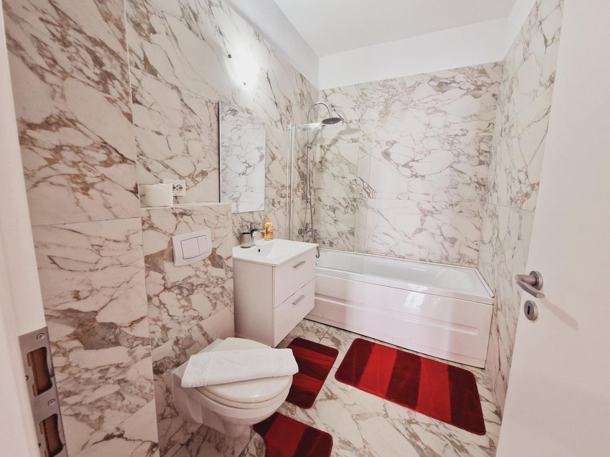 Ultracentral 5* Boutique Hotel Style Apartment. Brand New. 2 Rooms. Spacious. Free Parking كلوج-نابوكا المظهر الخارجي الصورة