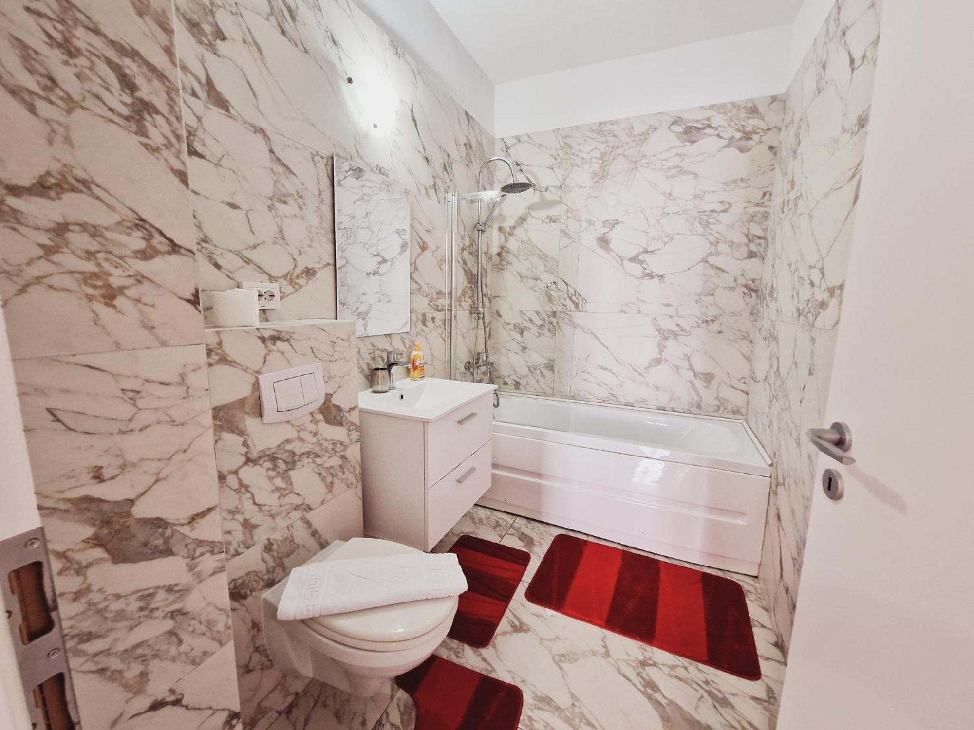 Ultracentral 5* Boutique Hotel Style Apartment. Brand New. 2 Rooms. Spacious. Free Parking كلوج-نابوكا المظهر الخارجي الصورة